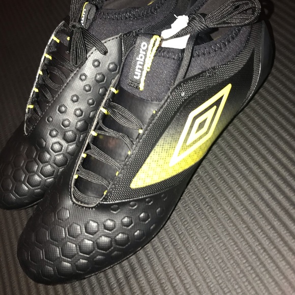 umbro ux accuro ii pro fg firm ground soccer cleats